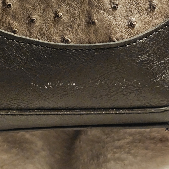 London Fog Faux Ostrich Lark Satchel - Picture 15 of 16